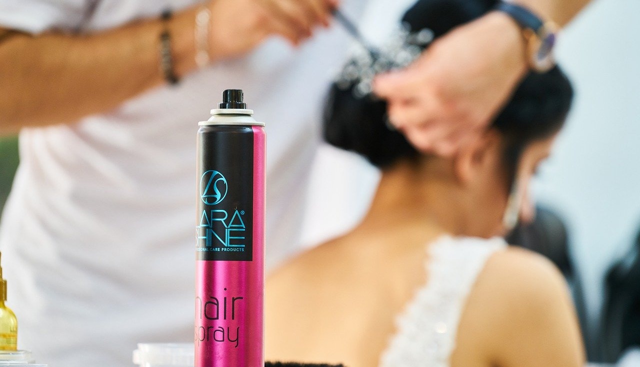 Best Hairspray for Curls & Wavy Hair