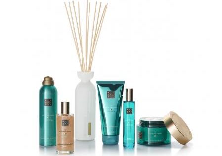 Una treintena de productos con fórmulas avanzadas y aroma floral