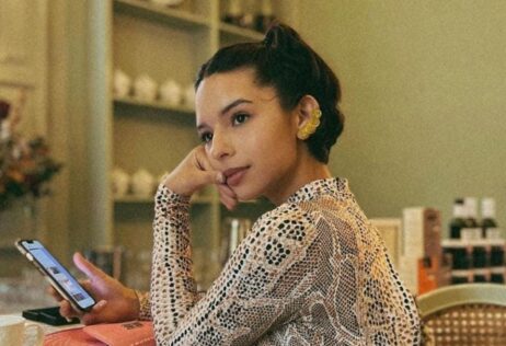 Encontramos el peinado ideal para cabello corto y es el favorito de Angela Aguilar
