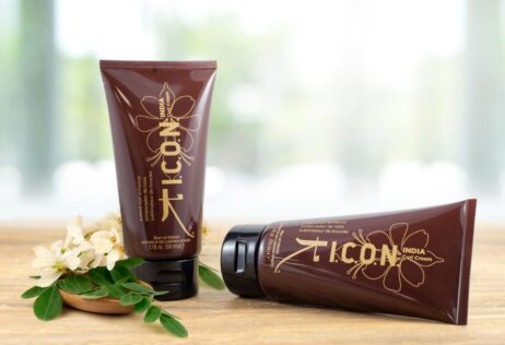 Consigue rizos fuertes y definidos y acondiciona tu cabello