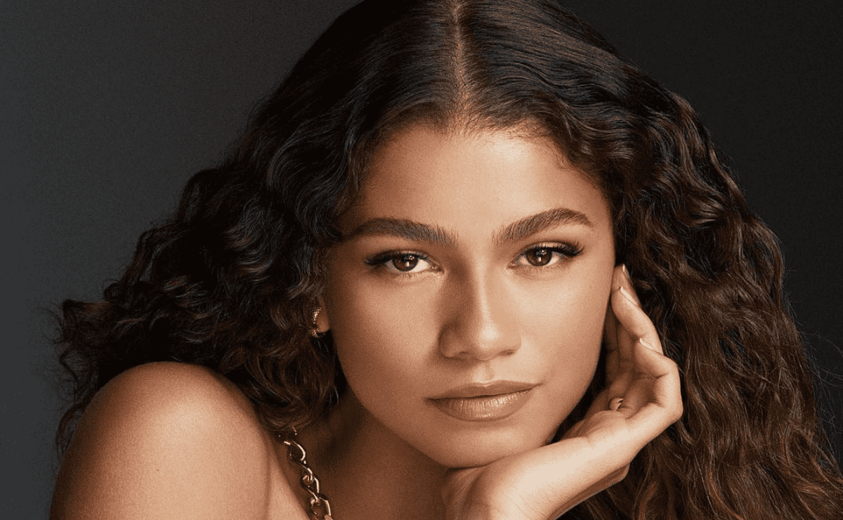 Peinados prácticos y favorecedores para cabello rizado.  (Especial: Instagram Zendaya.)