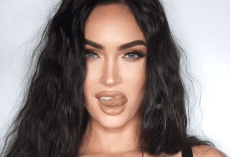 Megan Fox cambia de imagen con el pelo rojo