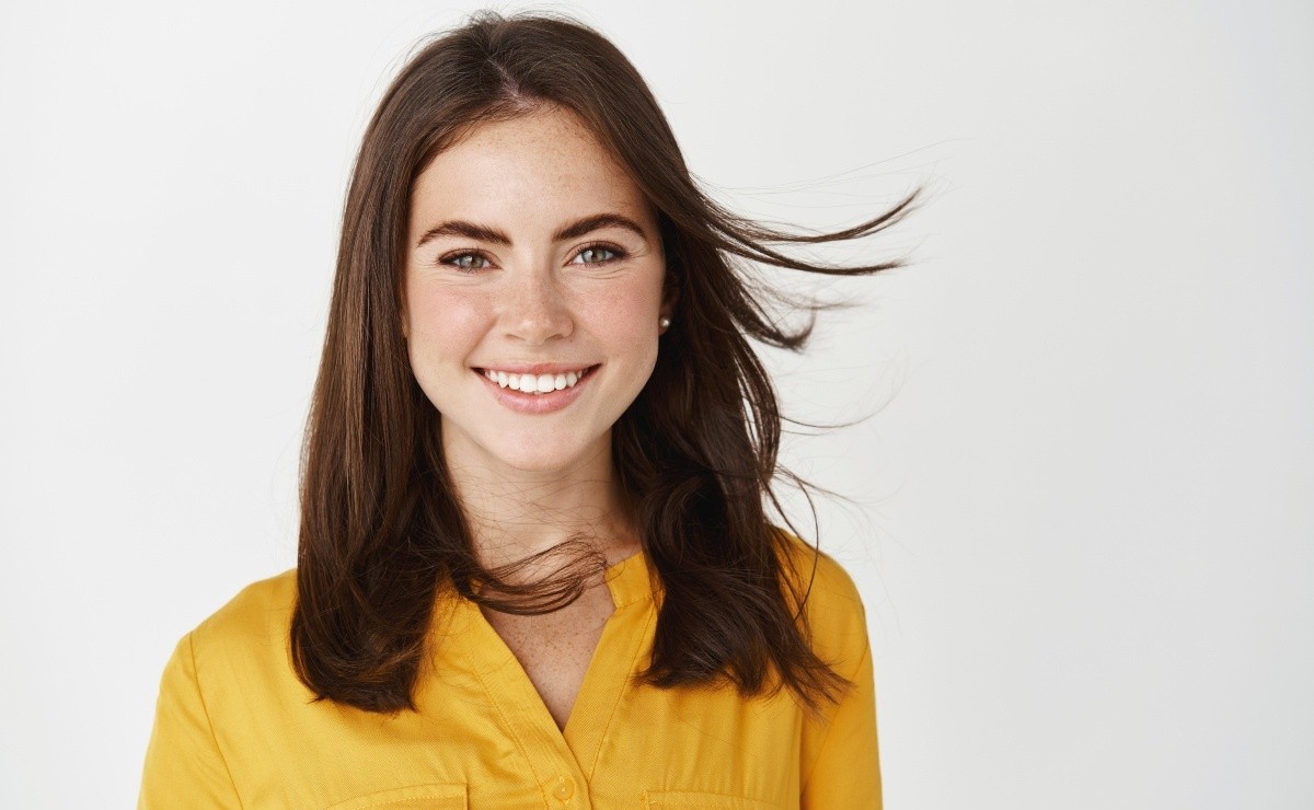 Cinco vitaminas esenciales para cuidar tu cabello