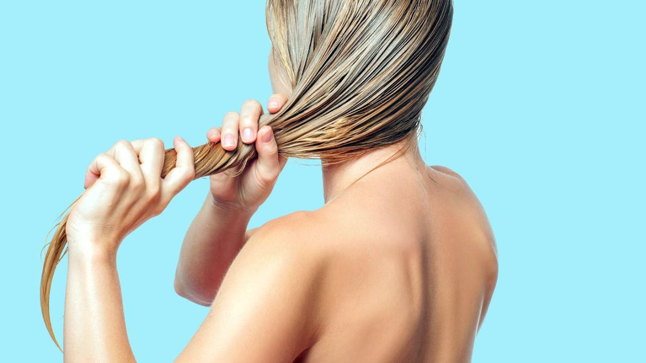 Consejos y soluciones para tratar el cabello seco después del verano