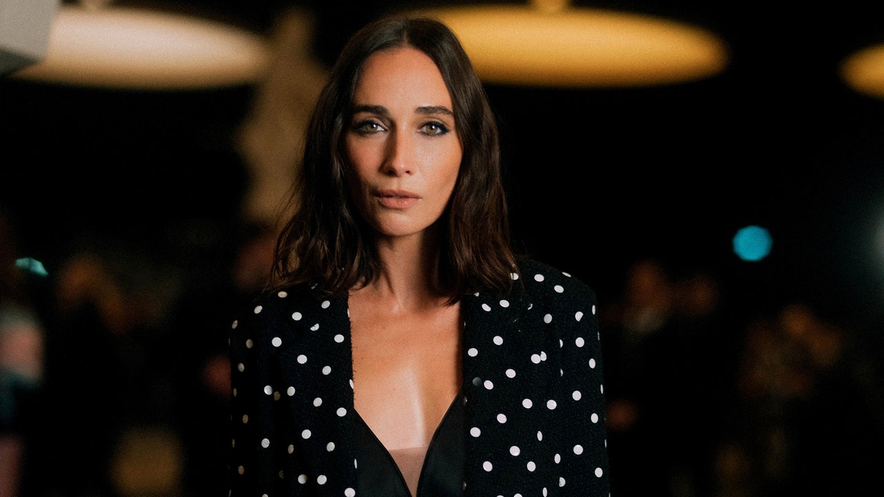 Cortes de pelo para mujeres mayores de 40 en Chanel Alta Costura Primavera-Verano 2023