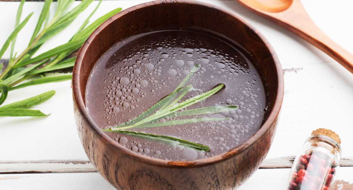 los beneficios que aporta al cuidado del cabello y la piel