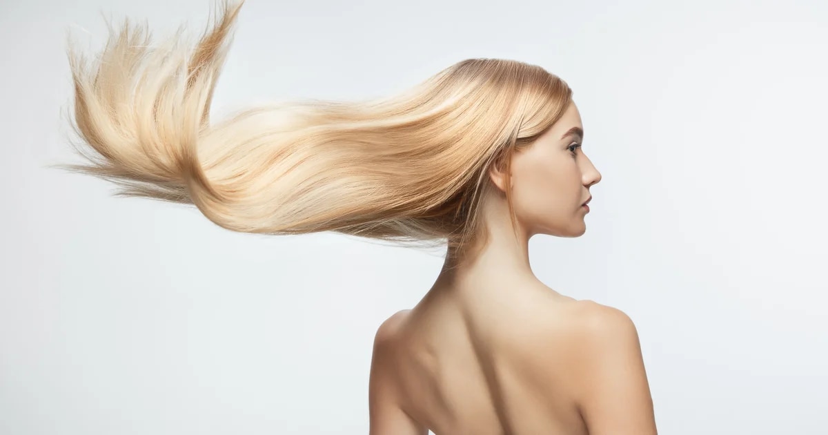 Desde el tono adecuado hasta la forma de aplicación, consejos para teñir el cabello en casa como un profesional